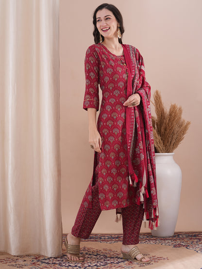 Floral Foil Printed Straight Fit Kurta with Pant & Dupatta - Maroon