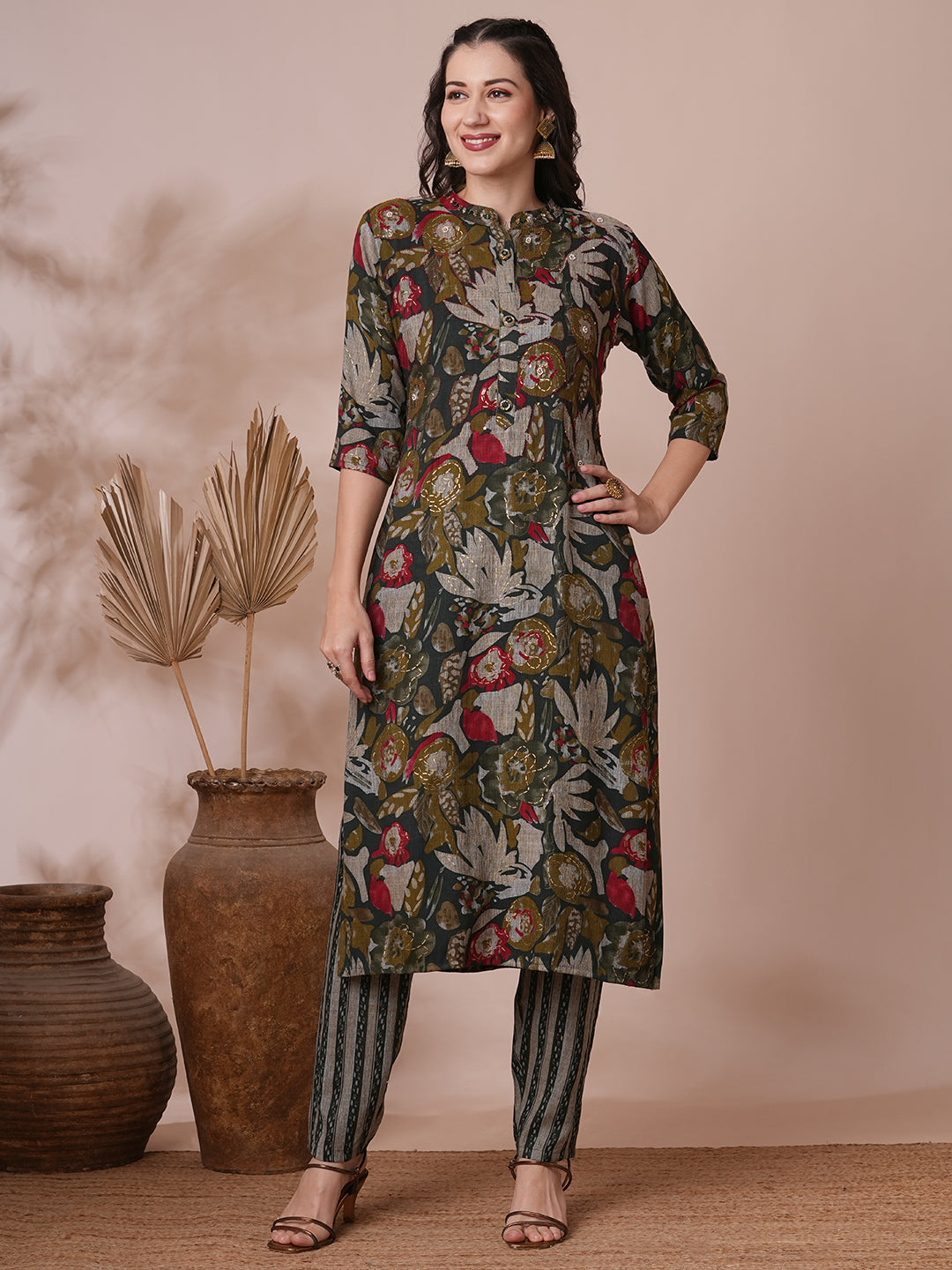 Abstract Floral Foil Printed & Embroidered Straight Fit Kurta with Pant - Green