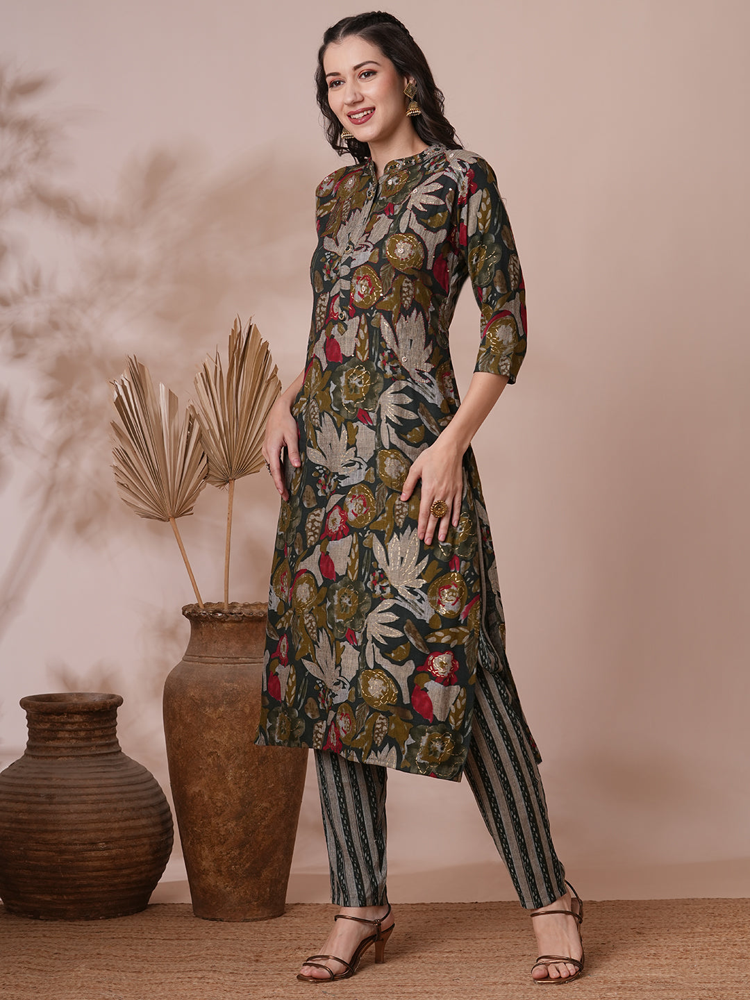 Abstract Floral Foil Printed & Embroidered Straight Fit Kurta with Pant - Green