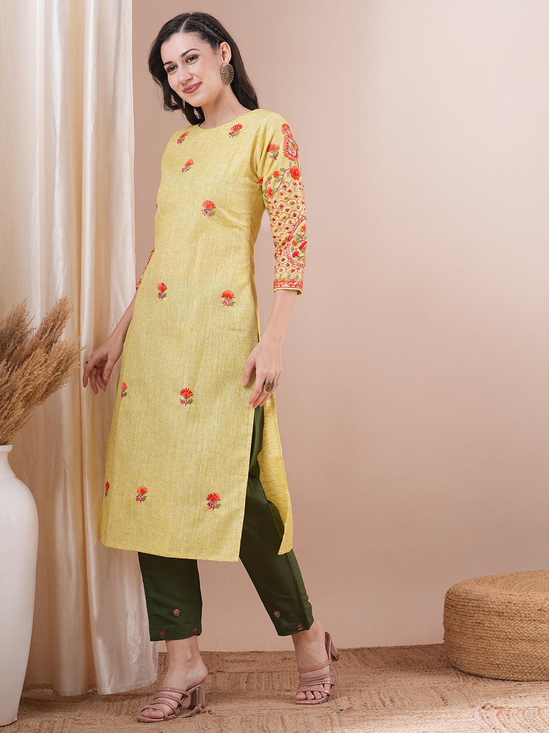 Solid Resham & Sequins Embroidered Kurta - Lime Yellow