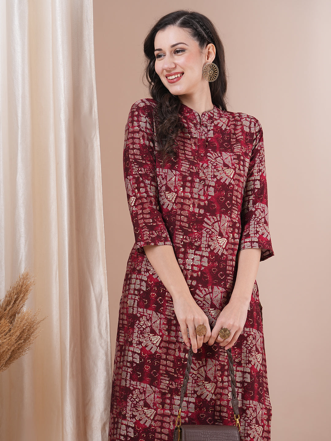 Abstract Floral Foil Printed Straight Fit Kurta - Maroon