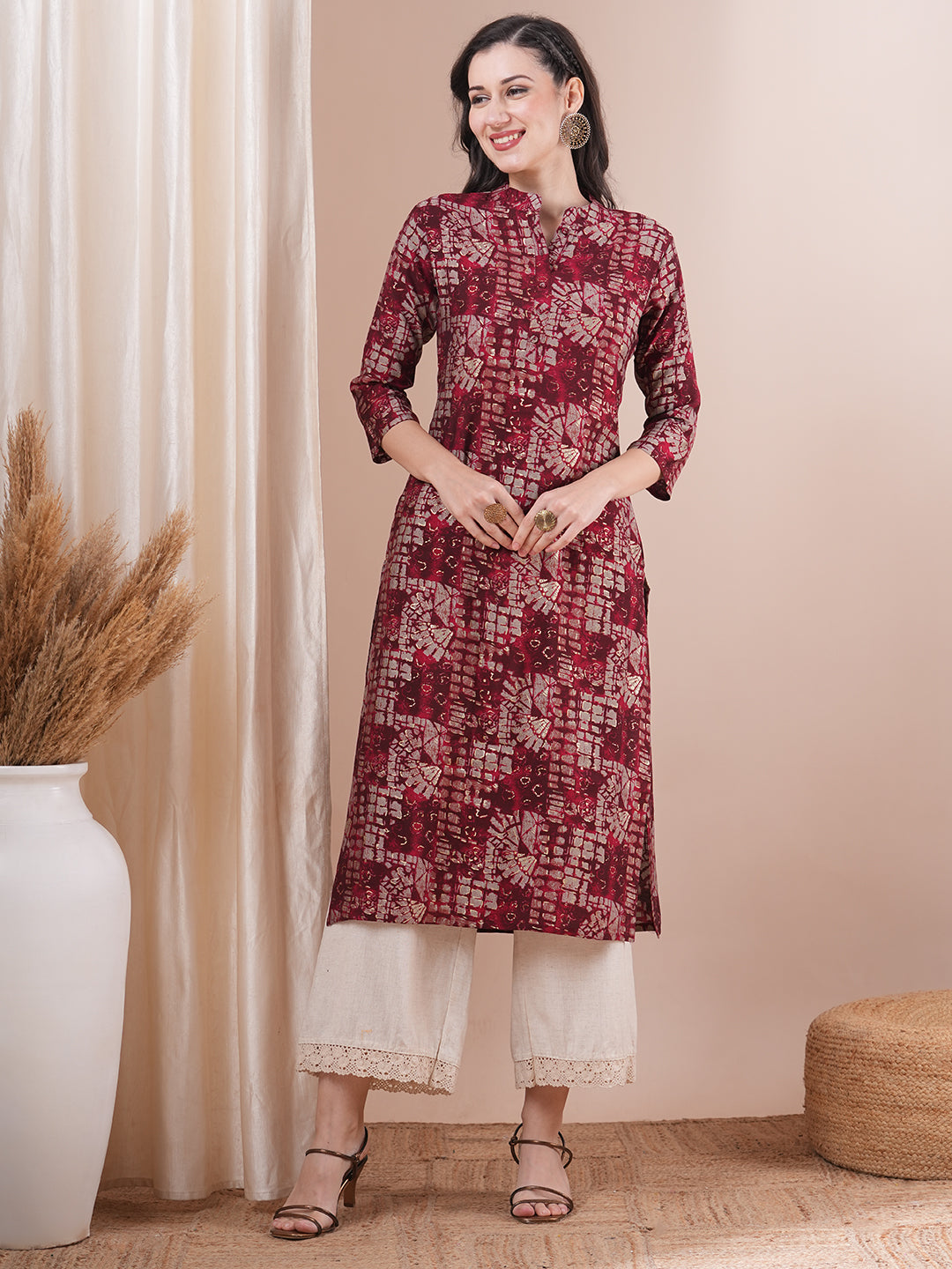 Abstract Floral Foil Printed Straight Fit Kurta - Maroon