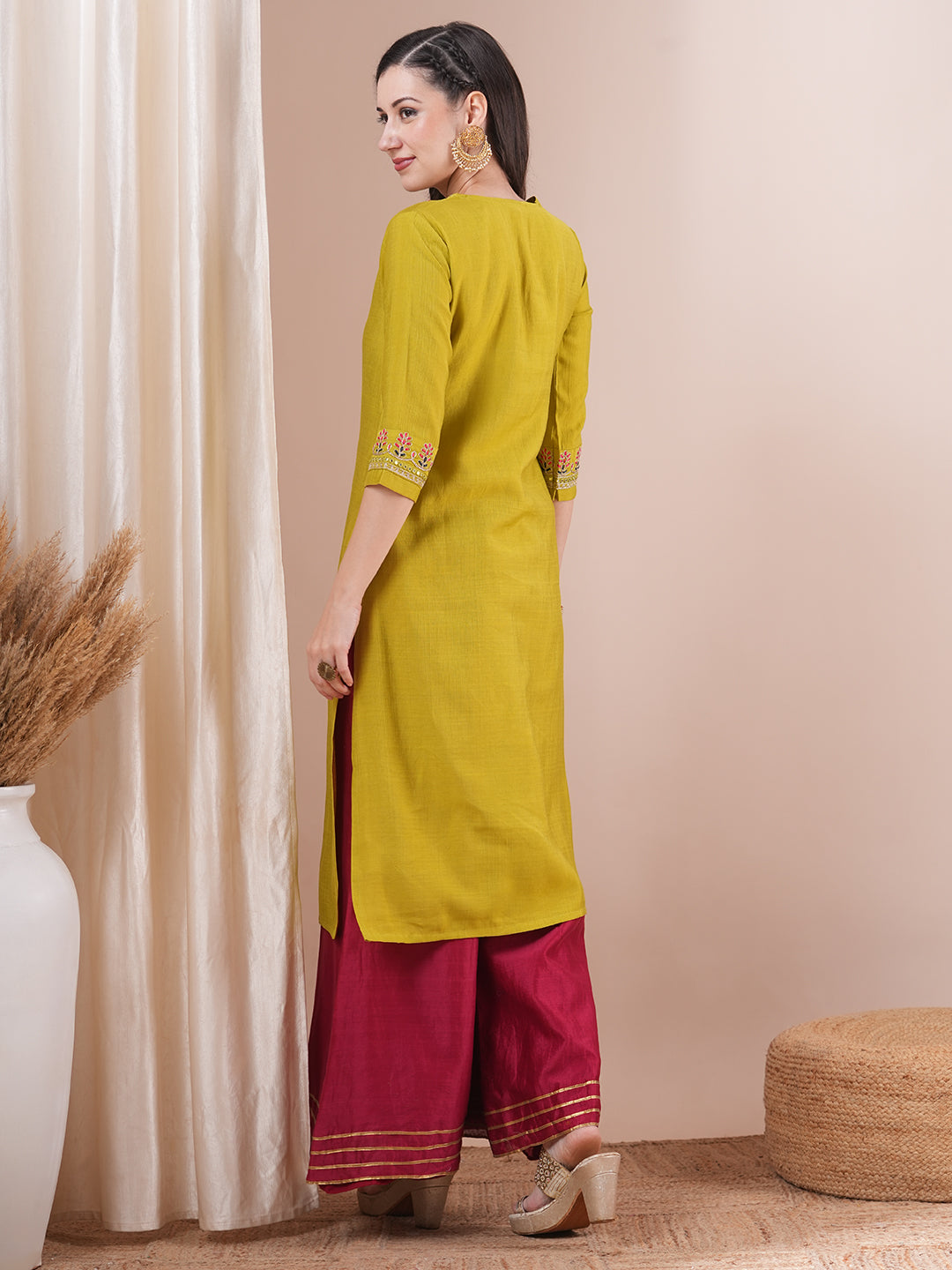 Solid Ethnic Floral Embroidered Straight Fit Kurta - Lime Green