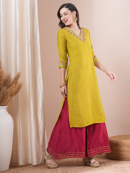 Solid Ethnic Floral Embroidered Straight Fit Kurta - Lime Green