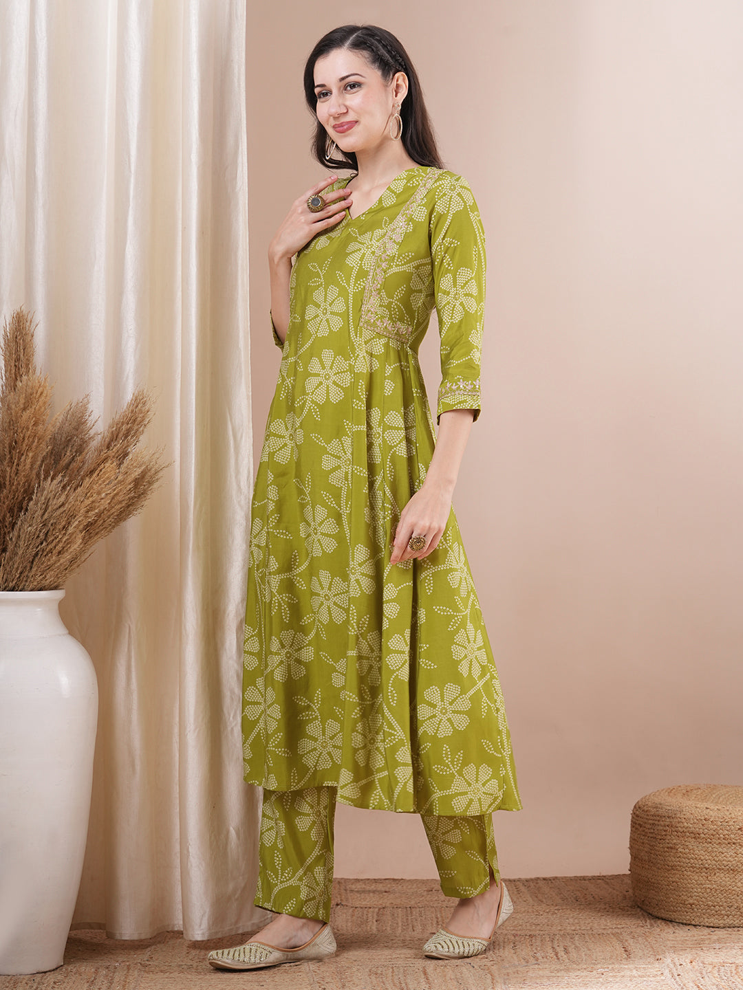 Ethnic Bandhani Printed & Embroidered A-Line Paneled Co-ord Set - Green