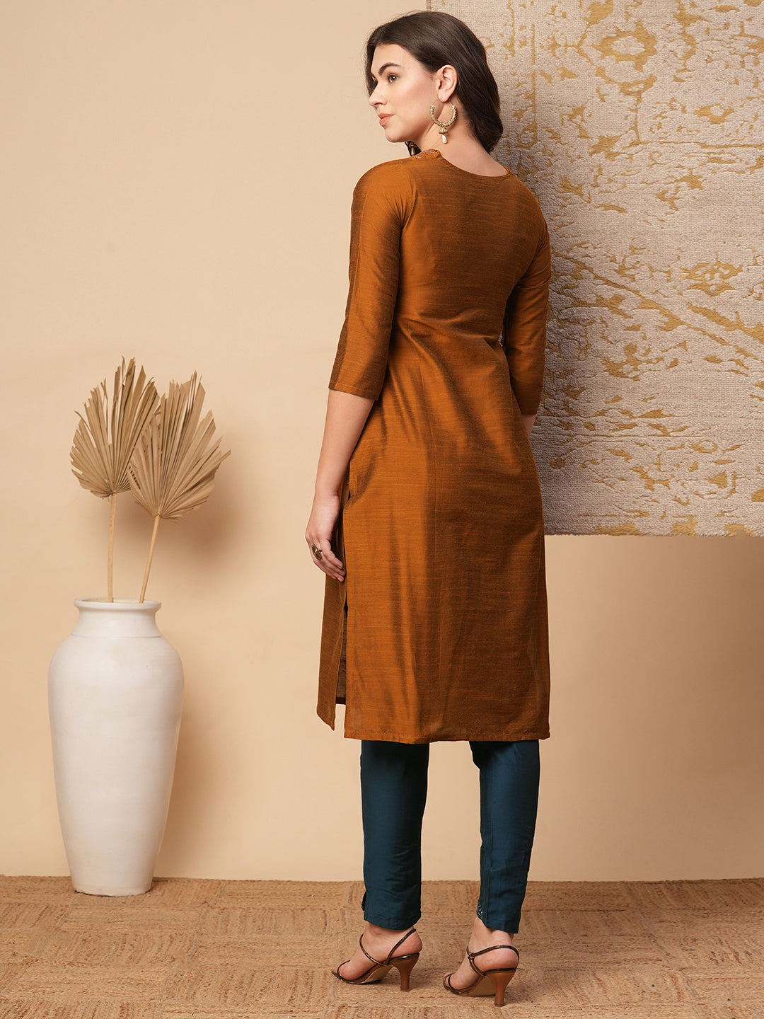 Solid Ethnic Embroidered Straight Fit Kurta with Pant - Brown