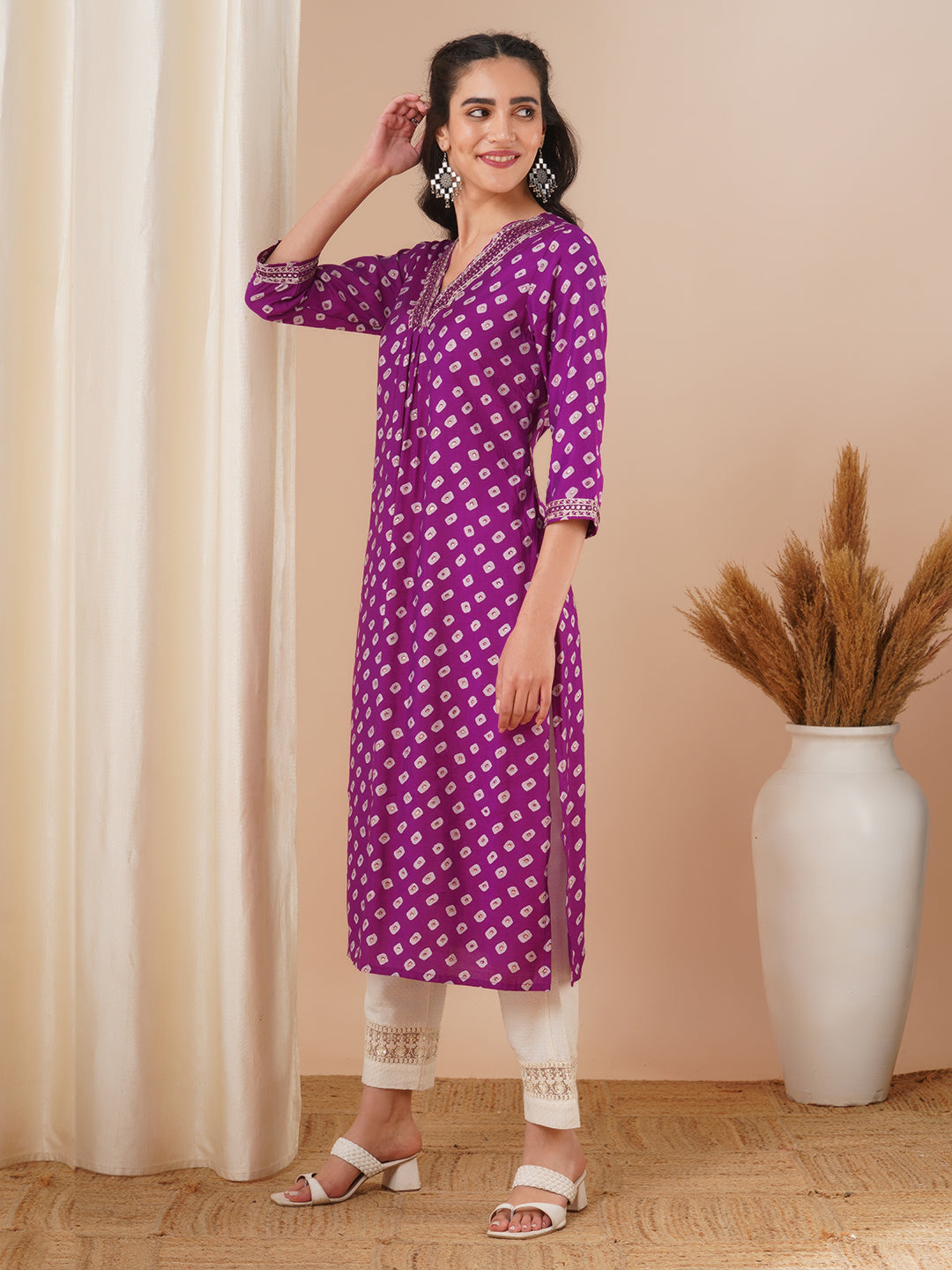 Ethnic Bandhani Foil Printed & Embroidered Straight Fit Kurta - Purple