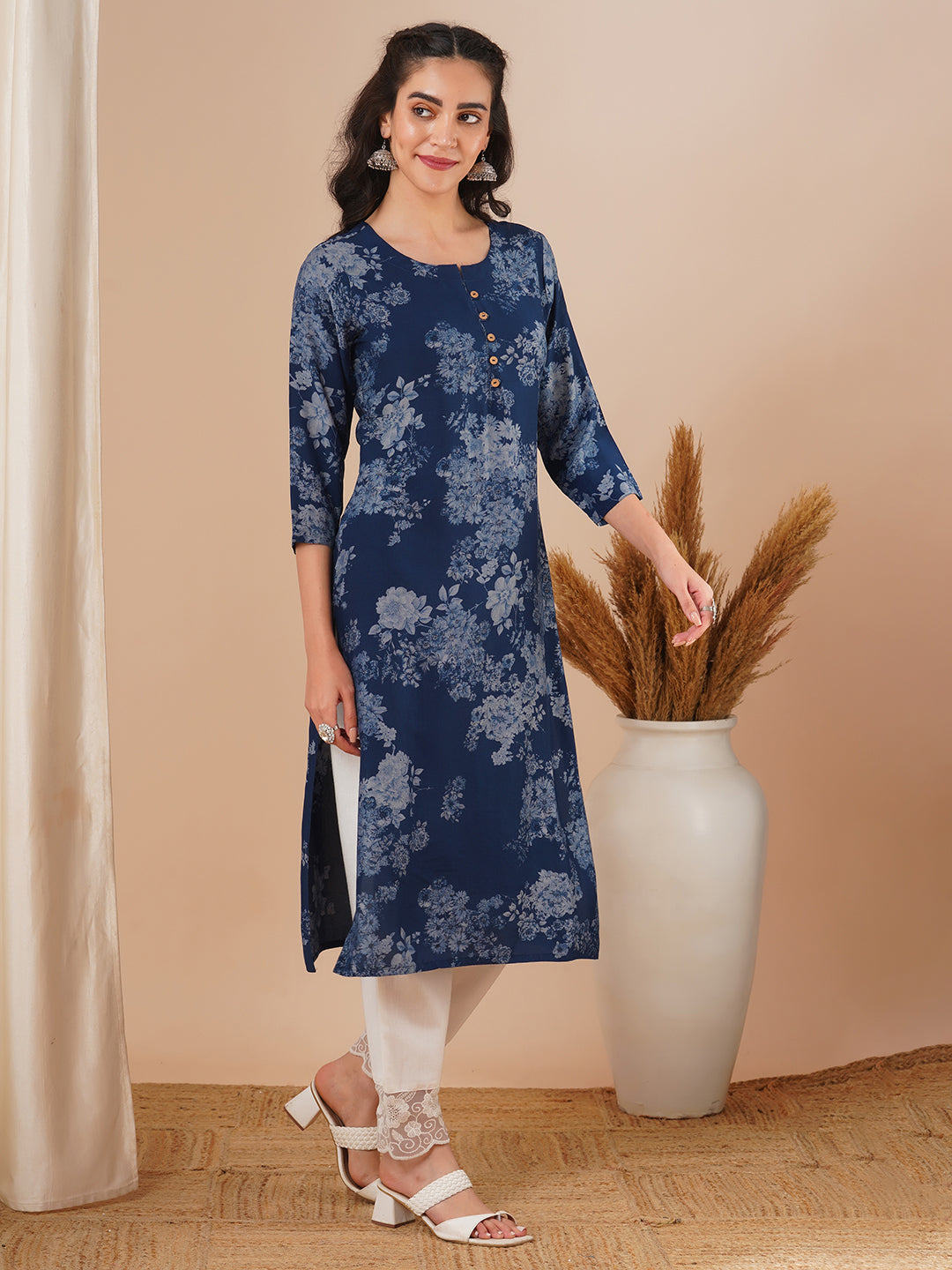 Floral Printed Straight Fit Kurta - Blue