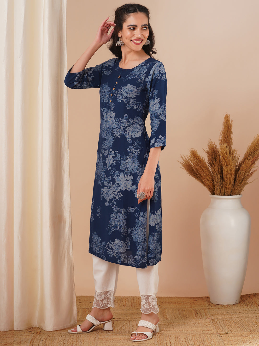 Floral Printed Straight Fit Kurta - Blue