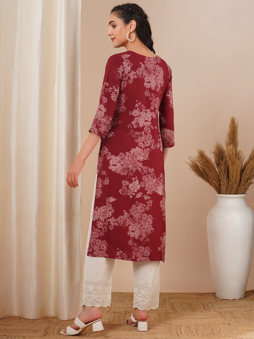 Floral Printed Straight Fit Kurta - Maroon