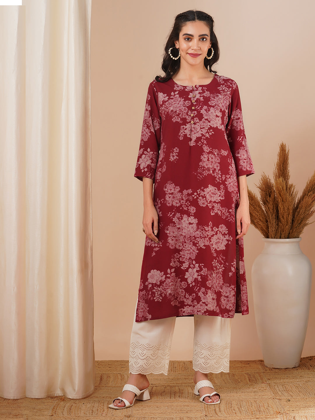 Floral Printed Straight Fit Kurta - Maroon