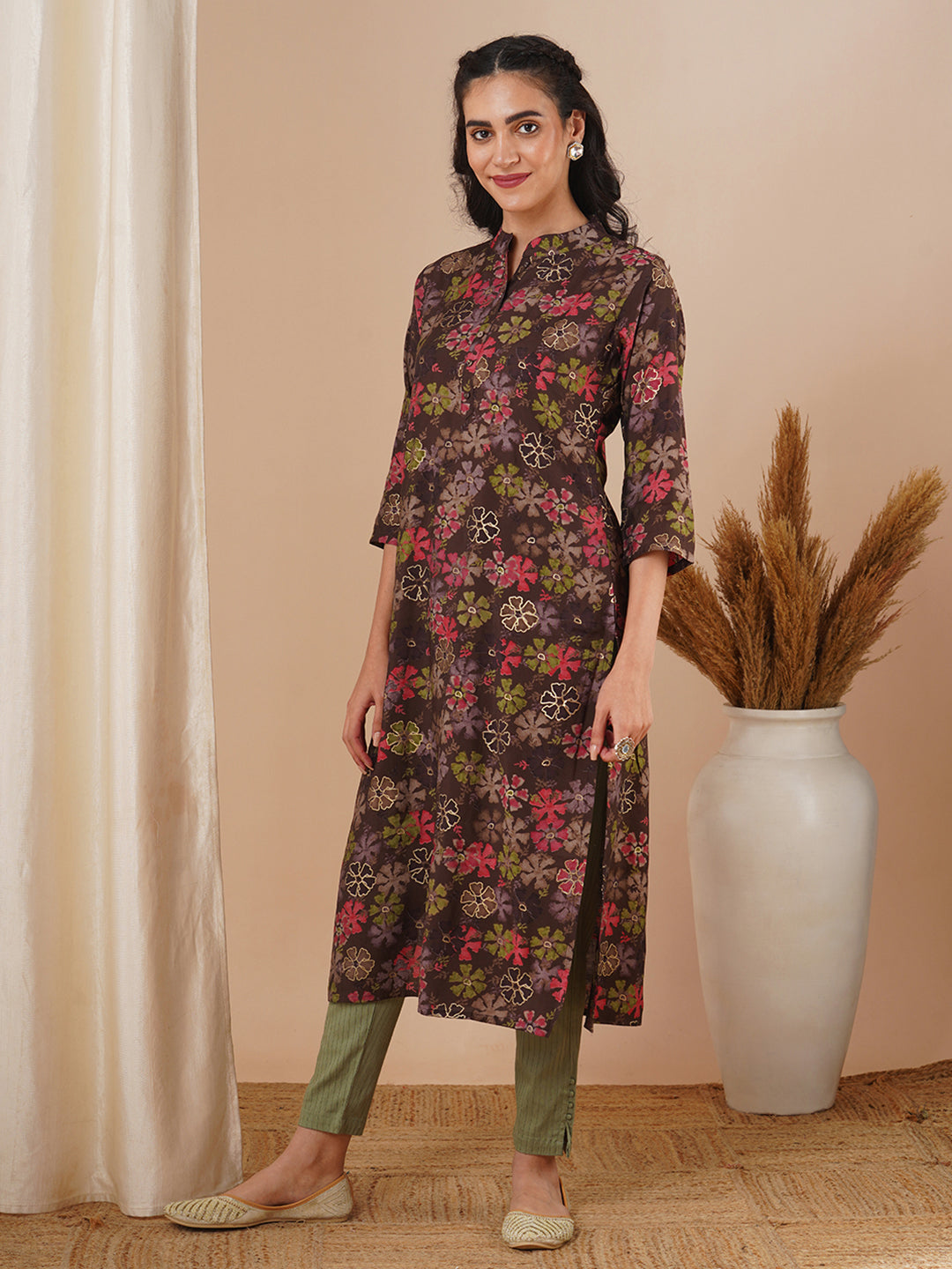 Abstract Floral Foil Printed Straight Fit Kurta - Brown