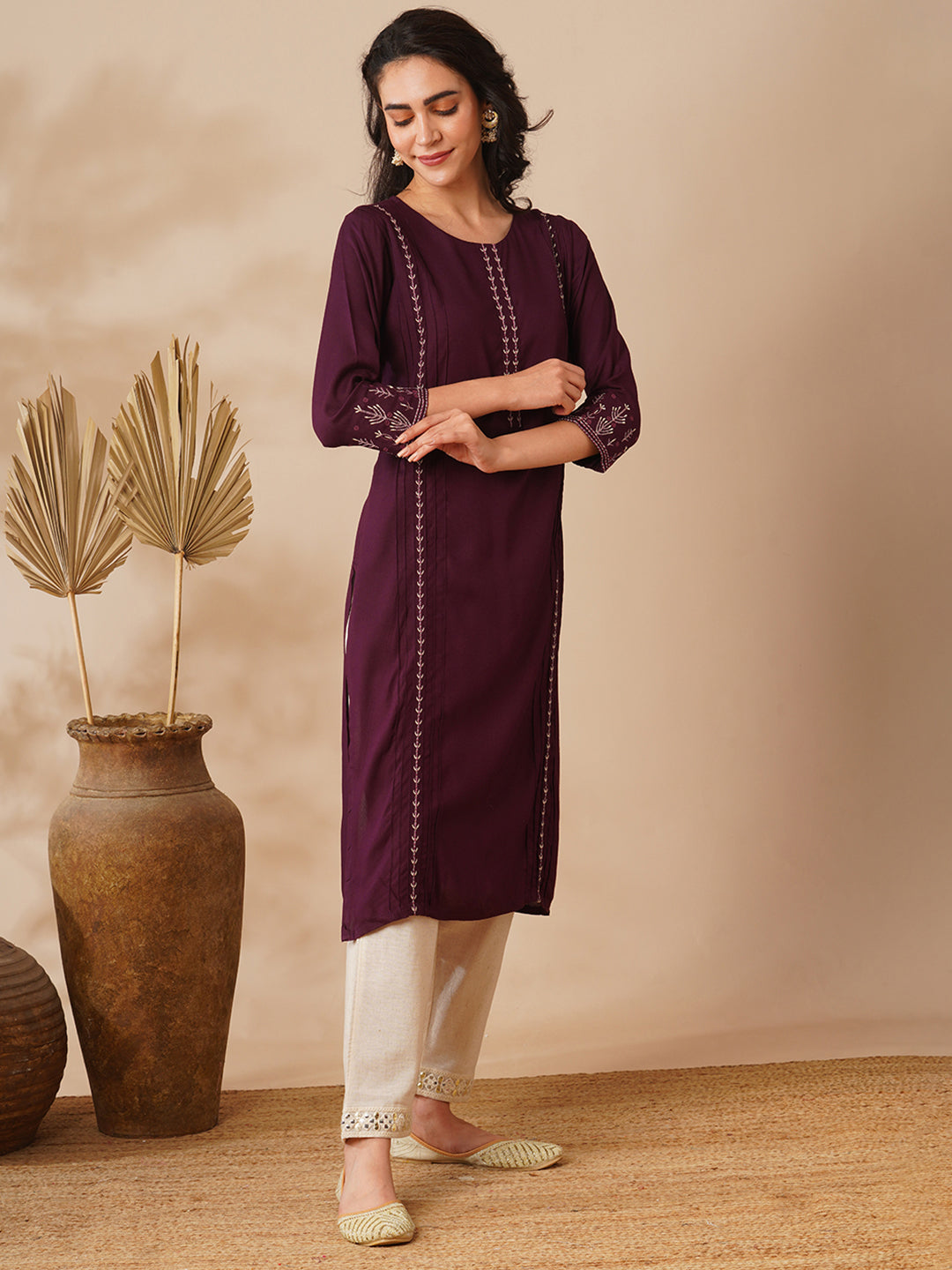 Floral Embroidered Straight Fit Kurta - Burgundy