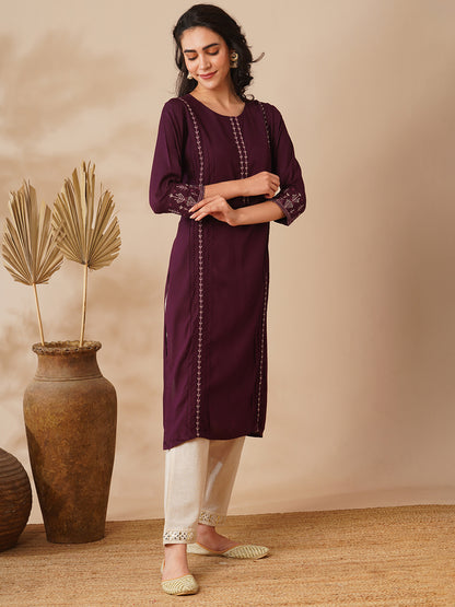 Floral Embroidered Straight Fit Kurta - Burgundy