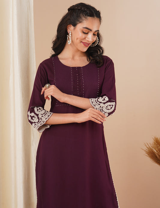 Solid Ethnic Embroidered Straight Fit Kurta - Purple