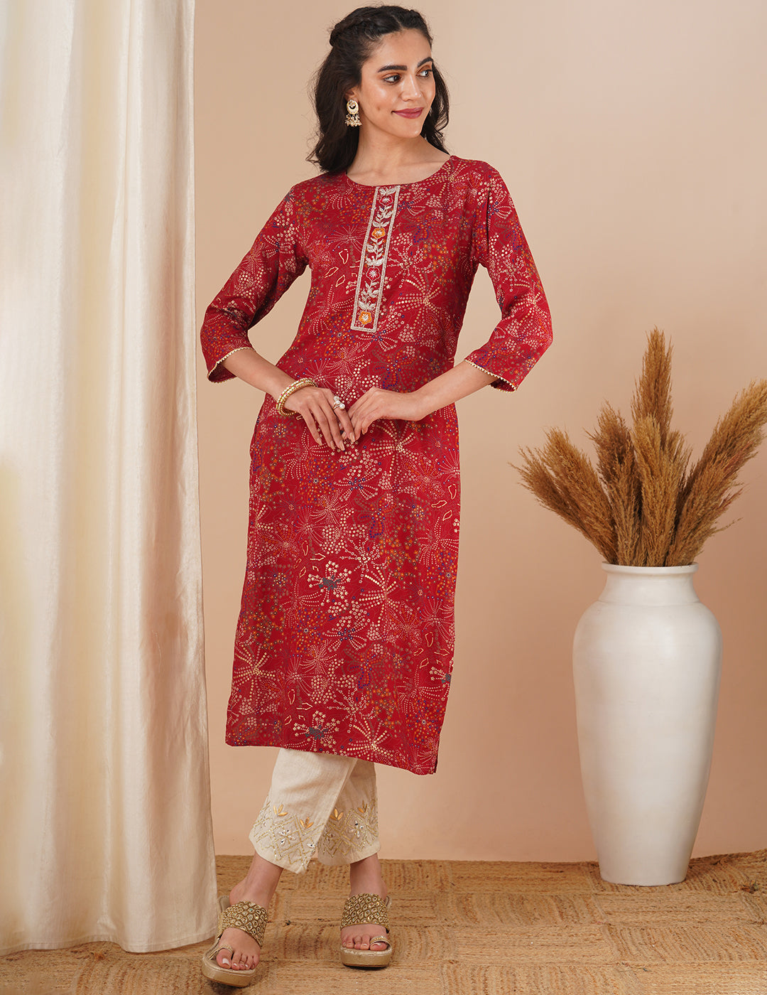 Abstract Floral Foil Printed & Embroidered Straight Fit Kurta - Maroon