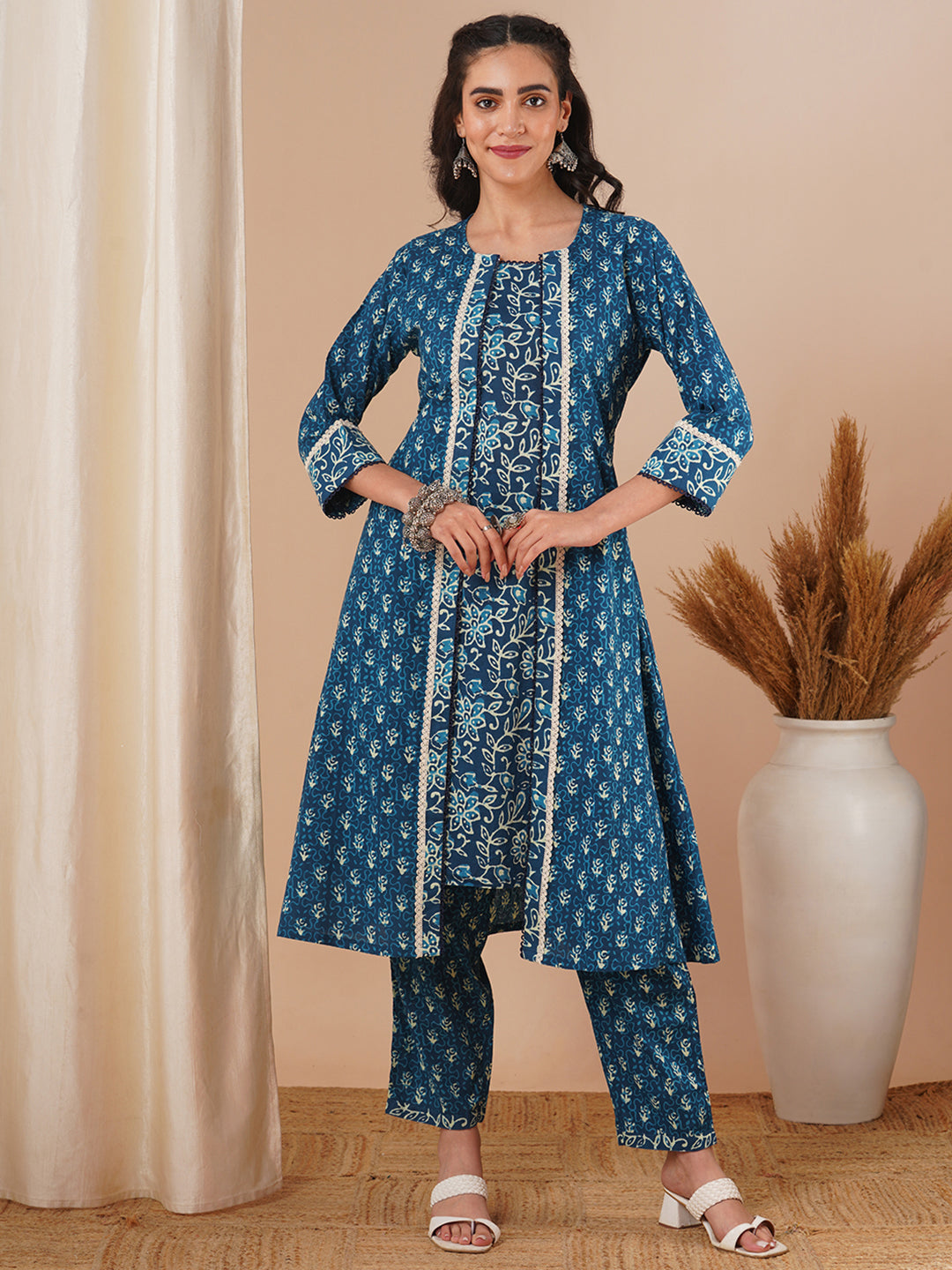 Ethnic Floral Printed Straight Kurta with A-Line Jacket with Pant - Blue