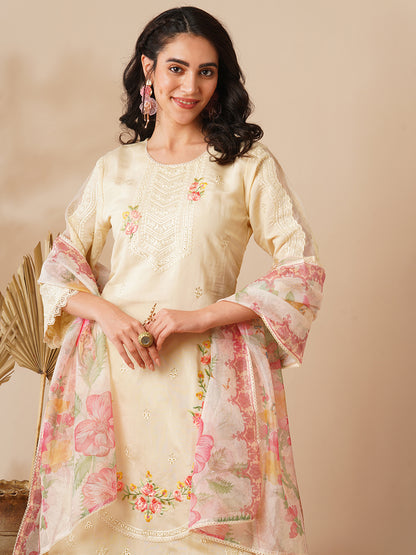 Solid Floral Embroidered Straight Fit Kurta with Pant & Dupatta - Off White