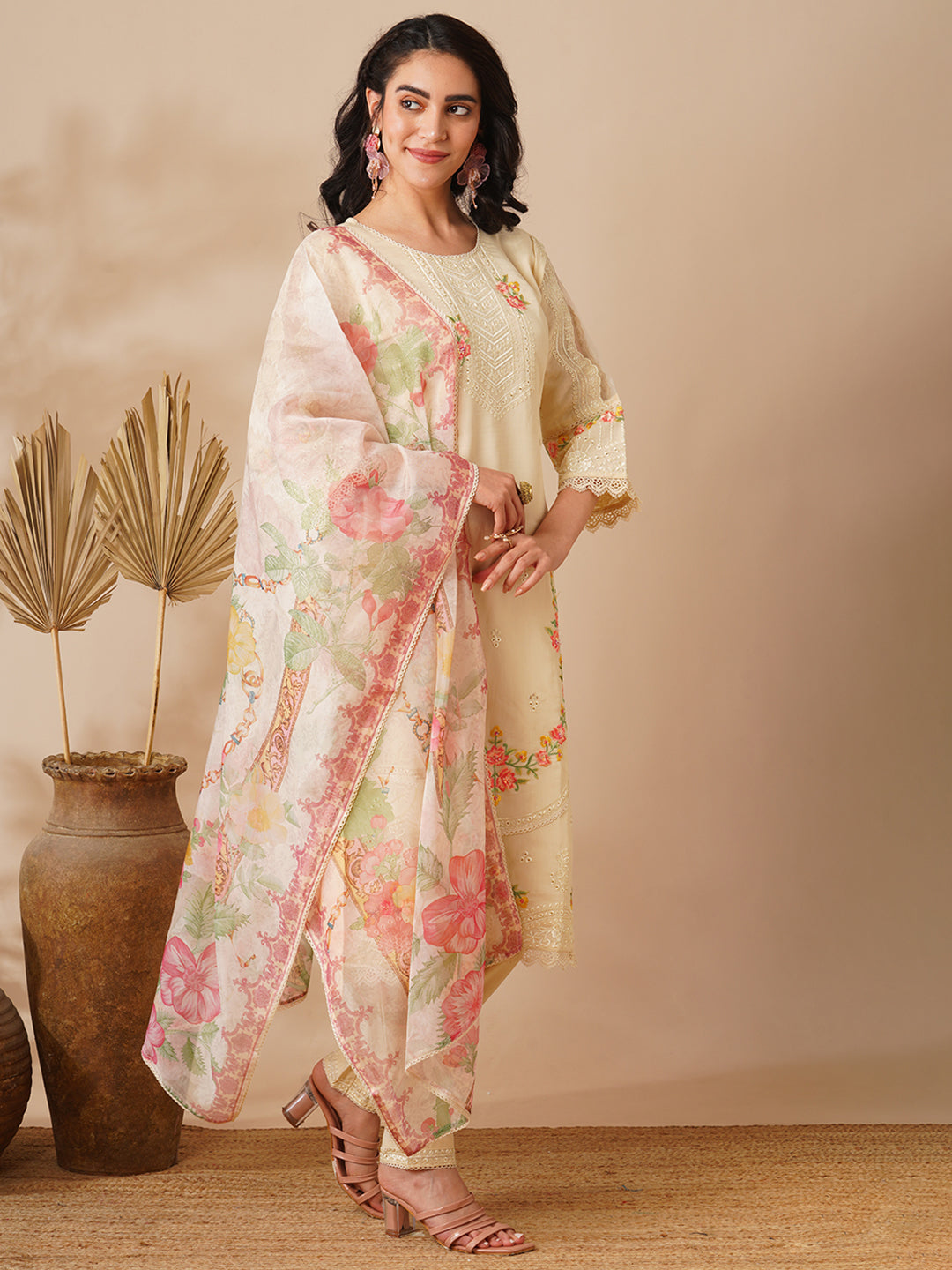 Solid Floral Embroidered Straight Fit Kurta with Pant & Dupatta - Off White