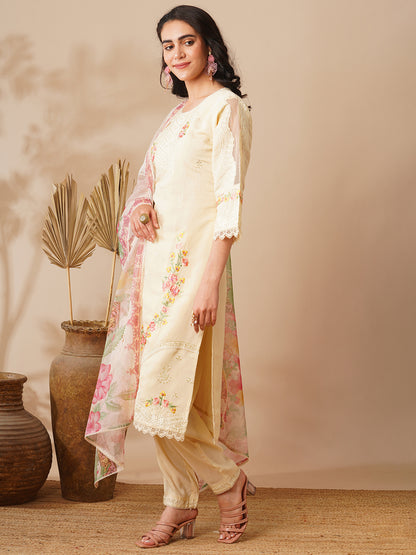 Solid Floral Embroidered Straight Fit Kurta with Pant & Dupatta - Off White