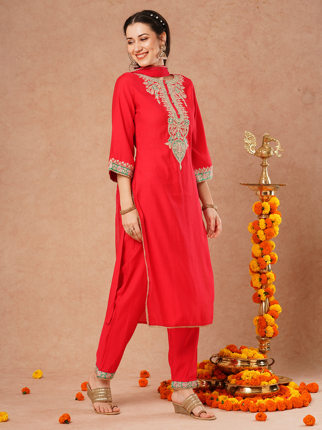 Solid Ethnic Embroidered Straight Kurta with Pant & Dupatta - Pink