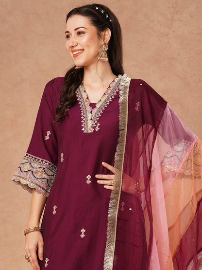 Solid Ethnic Embroidered Straight Kurta with Pant & Colorblocked Dupatta - Deep Purple