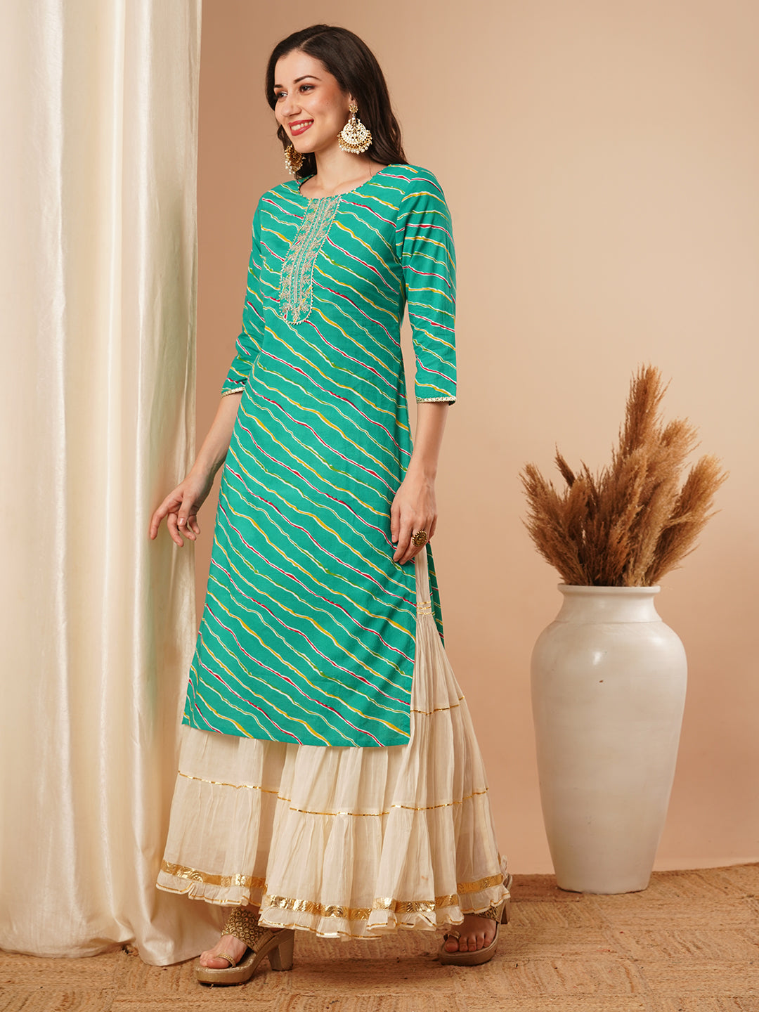 Ethnic Leheriya Printed & Embroidered Straight Fit Kurta - Green