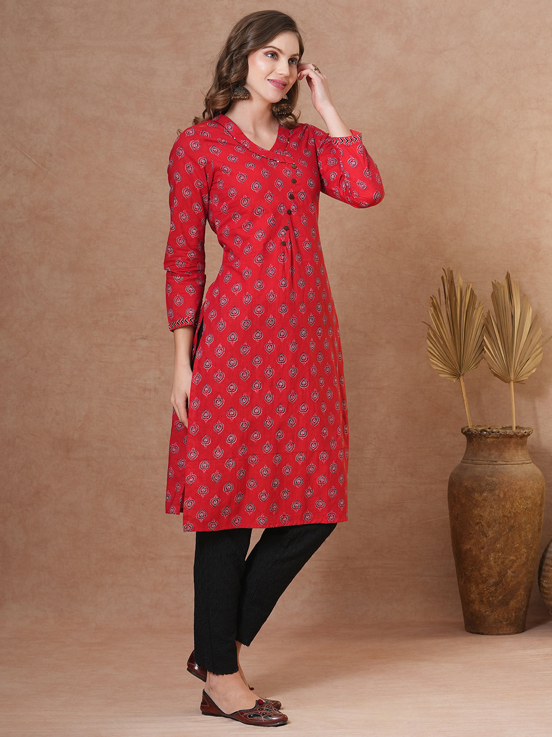 Ethnic Printed Straight Fit Kurta - Red