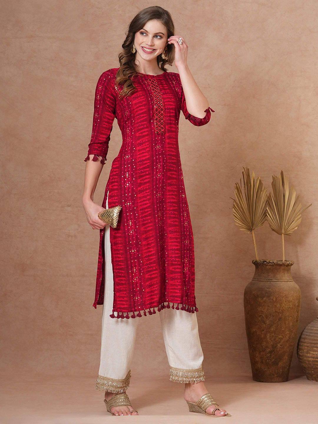 Ethnic Bandhani Printed & Embroidered Straight Fit Kurta - Maroon