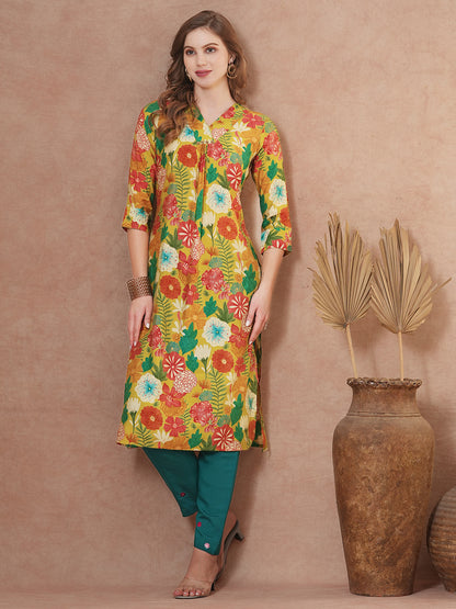 Abstract Floral Printed Straight Fit Kurta - Green