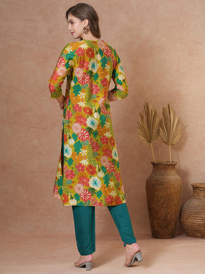 Abstract Floral Printed Straight Fit Kurta - Green