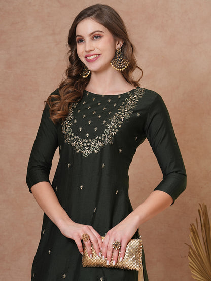 Ethnic Embroidered Straight Fit Kurta - Green