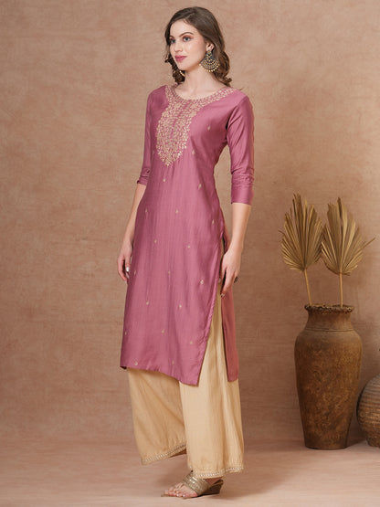 Ethnic Floral Embroidered Straight Fit Kurta - Rose Gold