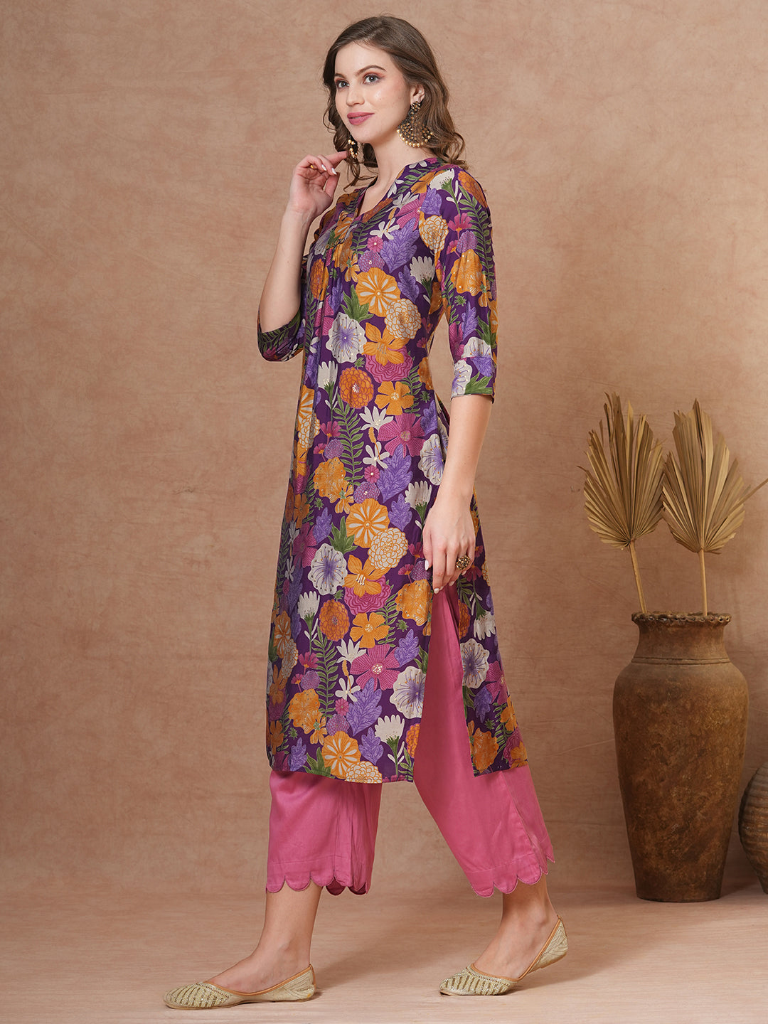 Ethnic Floral Printed Straight Fit Kurta - Purple