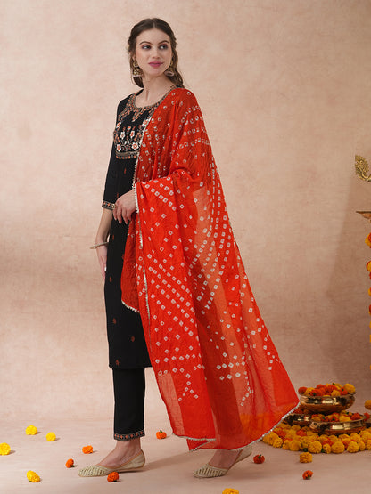 Solid Floral Embroidered Straight Fit Kurta with Pant and Dupatta - Black