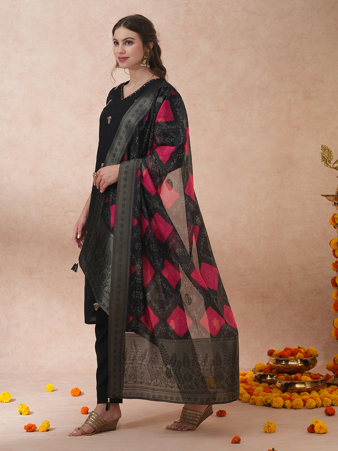 Ethnic Floral Embroidered Straight Fit Kurta with Pant and Dupatta - Black