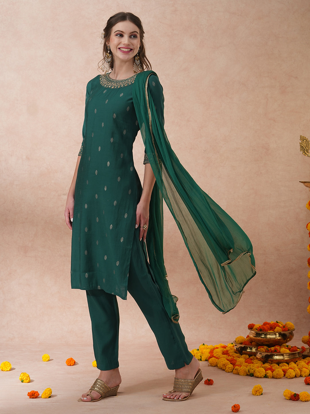 Solid Ethnic Embroidered Straight Fit Kurta with Pant & Dupatta - Green