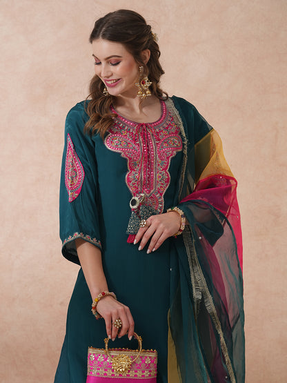 Solid Ethnic Embroidered Straight Kurta with Pant & Coloblocked Dupatta - Green