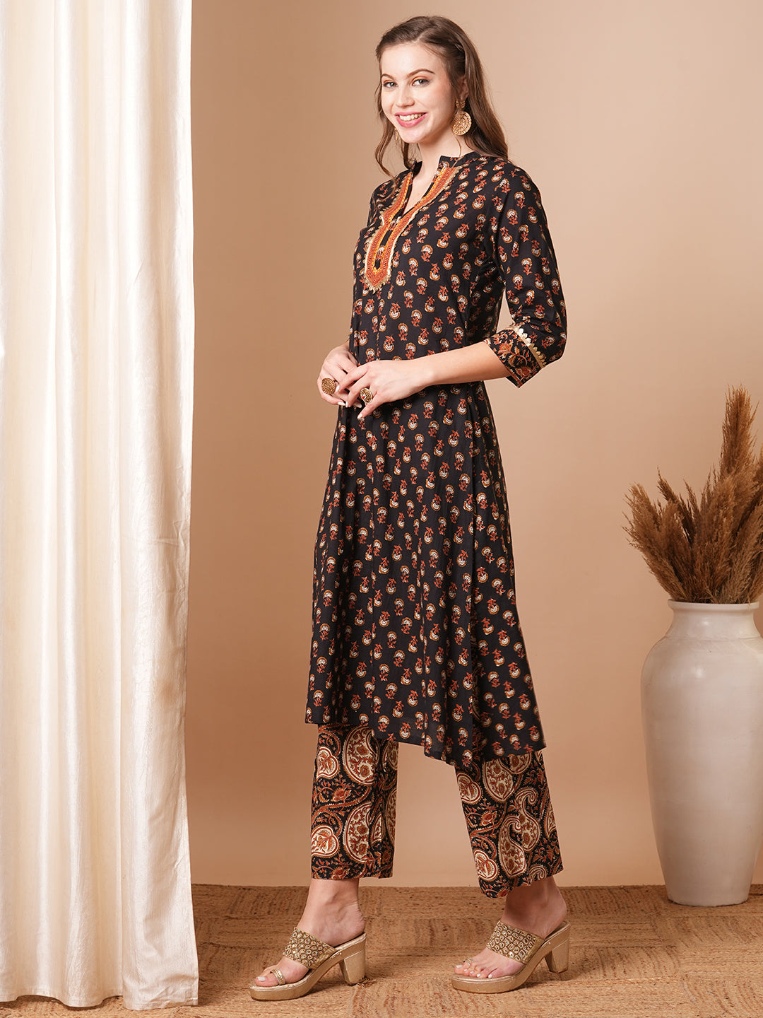 Ethnic Floral Printed A-Line Kurta with Palazzo - Black