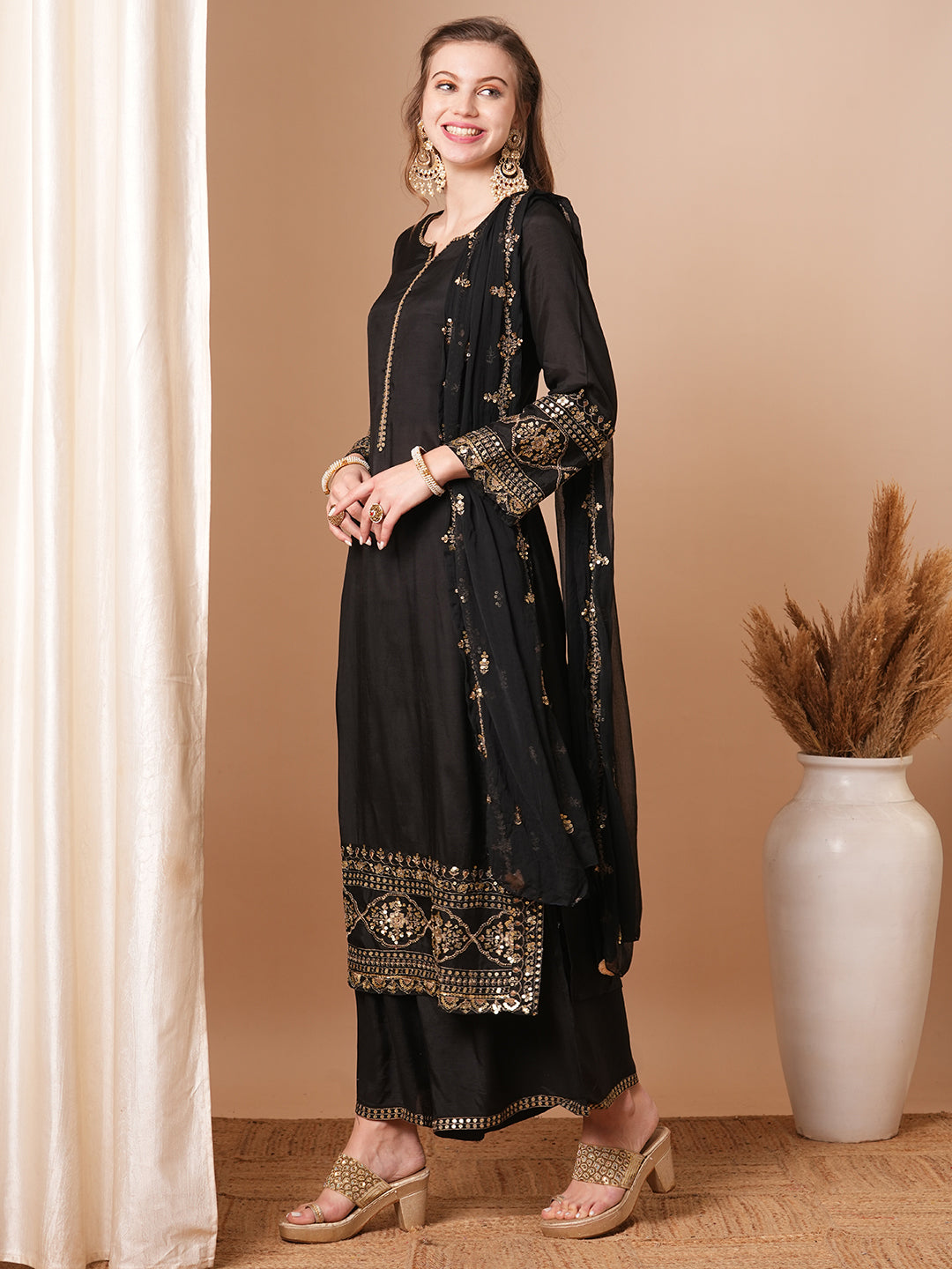 Floral & Embroidered Straight Fit Kurta with Palazzo & Dupatta - Black