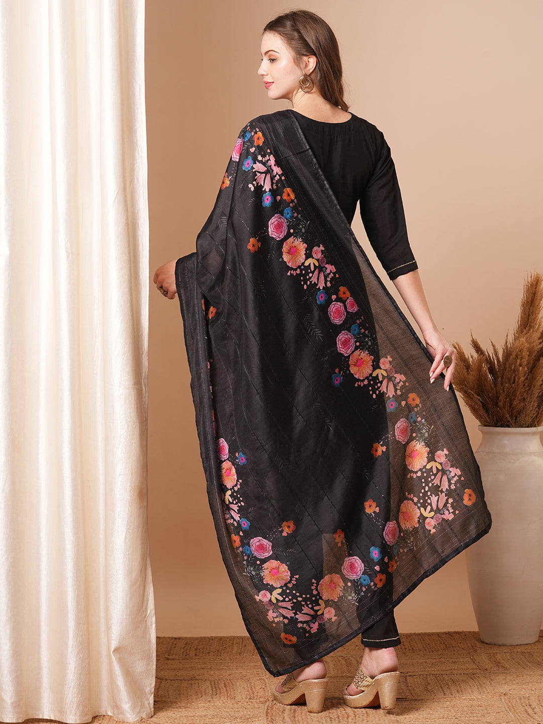 Solid Ethnic Floral Embroidered Straight Fit Kurta with Pant & Dupatta - Black