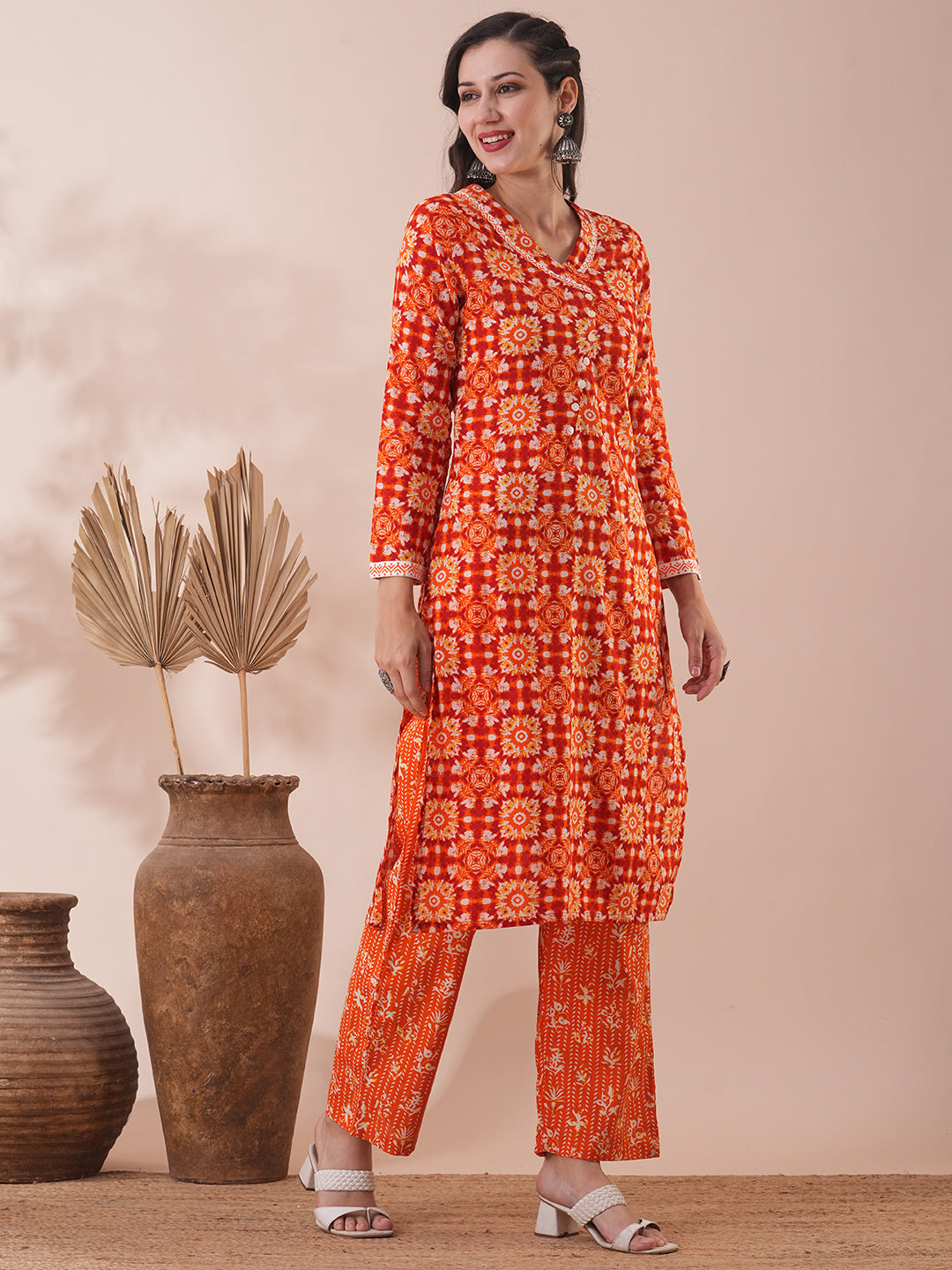 Ethnic Floral Printed Straight Fit Kurta with Pant - Orange