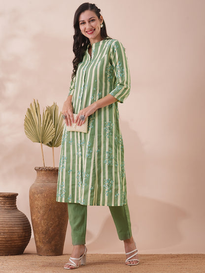 Floral & Stripes Printed A-Line Cotton Flax Kurta with Pant - Green