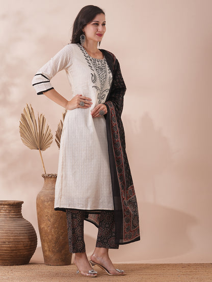 Solid Ethnic Embroidered Straight Fit Kurta with Pant & Dupatta - Off White