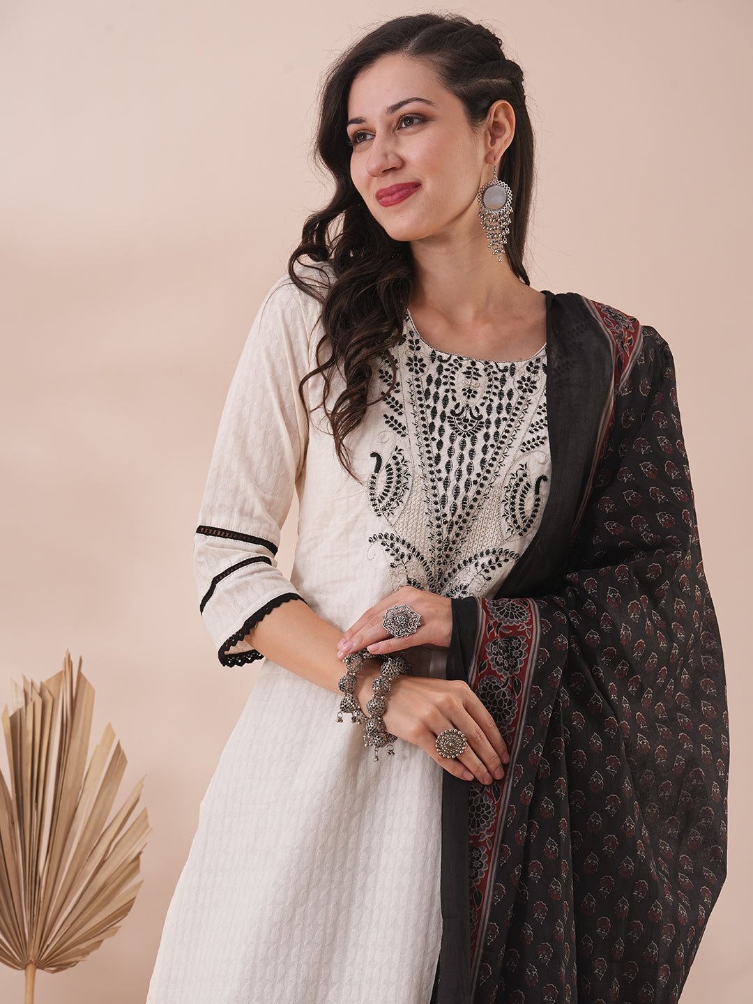 Solid Ethnic Embroidered Straight Fit Kurta with Pant & Dupatta - Off White