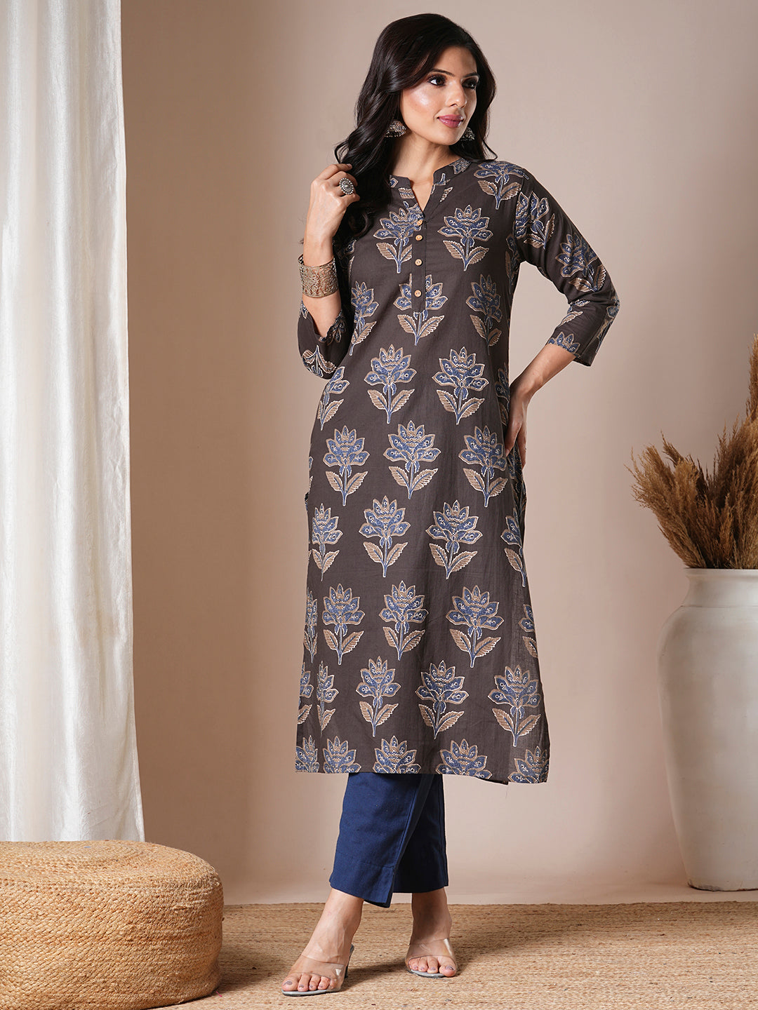 Ethnic Floral Printed Straight Fit Kurta - Brown