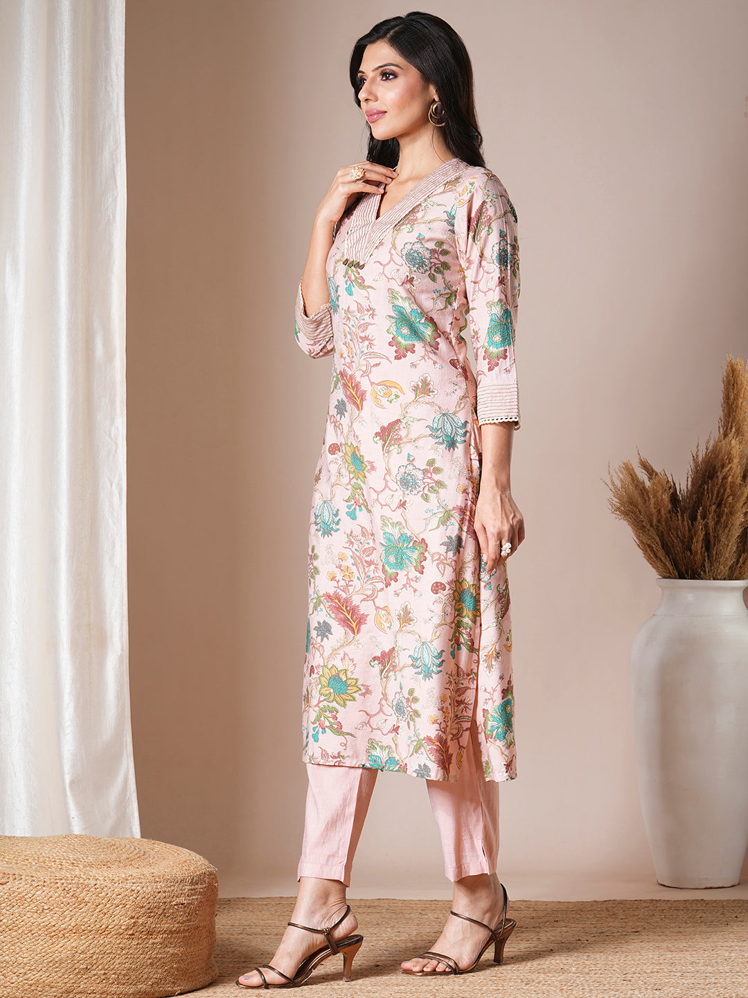 Ethnic Floral Printed Straight Fit Kurta with Pant - Pink