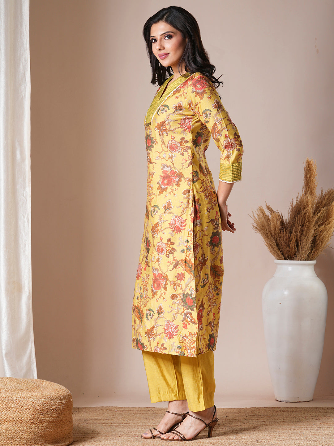 Ethnic Floral Printed Straight Fit Kurta with Pant - Yellow