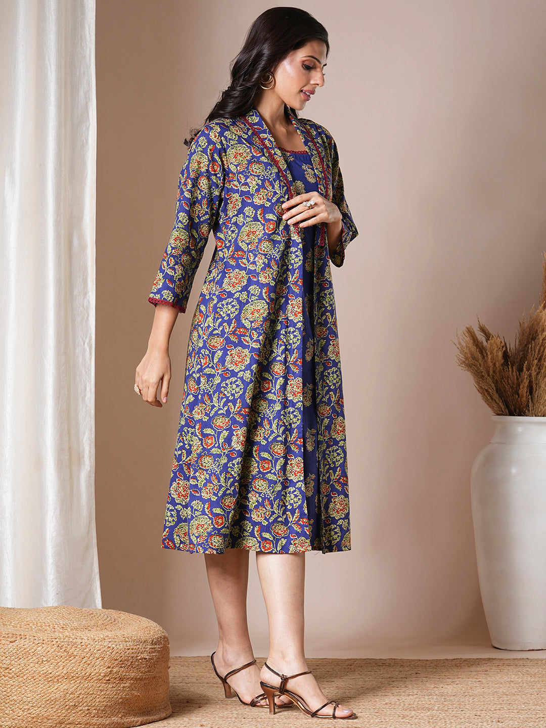 Ethnic Floral Printed Straight Kurta with A-Line Jacket - Blue