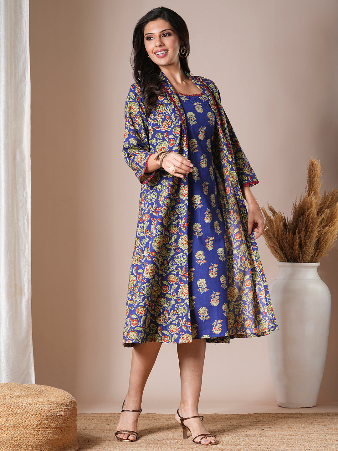 Ethnic Floral Printed Straight Kurta with A-Line Jacket - Blue